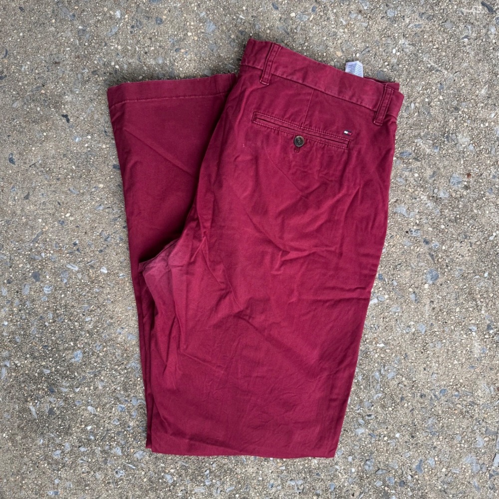 Tommy Hilfiger Custom Fit Chinos Mens 38x34 Burgundy Red Flat Front Pants